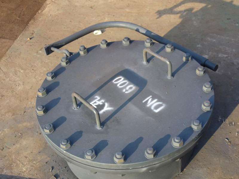 垂直吊蓋DN600人（rén）孔